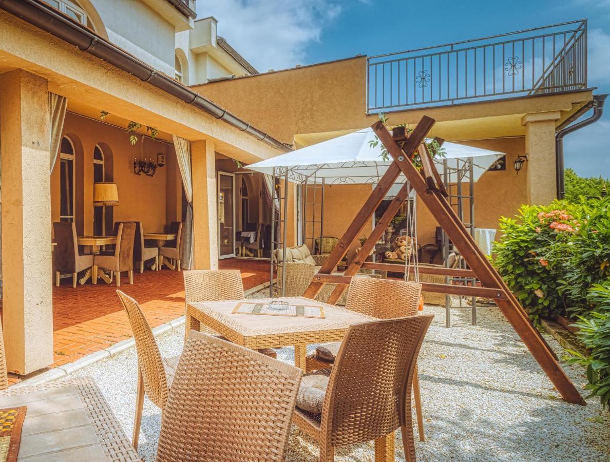 Vila Rococo Belgrado Exterior foto